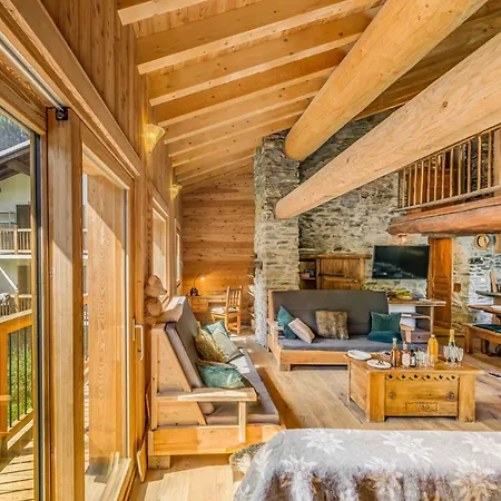 Lo - Au Charme Rustique Pour 12 Personnes Mae-6974 Alpesi faház